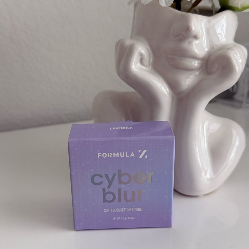 Formula Z Cyber Blur Lavender Soft Focus Setting Powder
